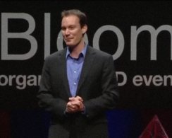 ВИДЕО: Шон Ачор о том, как счастье повышает нашу продуктивность